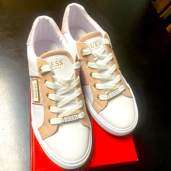Guess Loom Low Top Sneakers Womens (Size 8) - Picture 4 of 7
